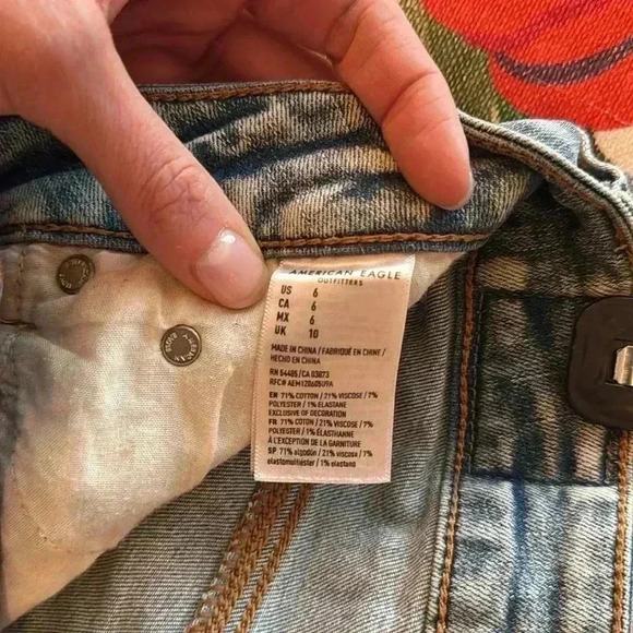 American Eagle Next Level Stretch Midi Shorts size 6 - Picture 7 of 7